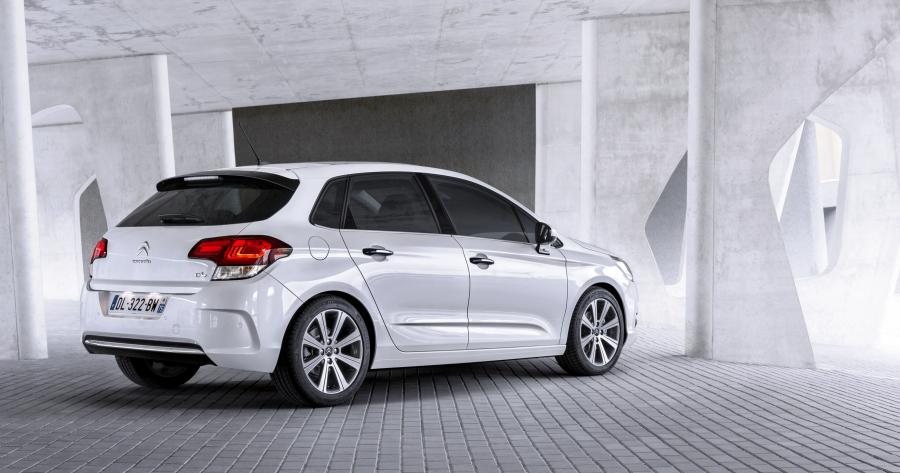  Citroen C4 2015 года  (фото 6 из 30)